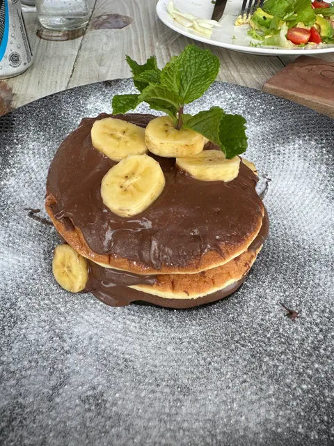 b+ Café & Restaurant Kuta