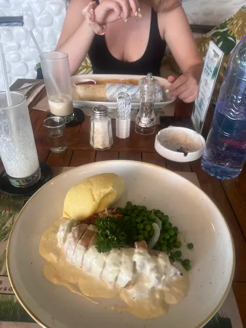 Bamboo Bar & Grill Restaurant