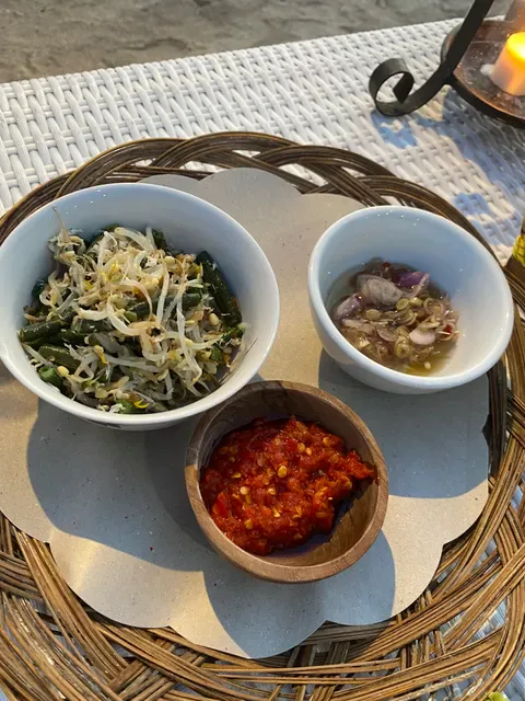 Bawang Merah Beachfront Restaurant, Jimbaran Bay Seafood