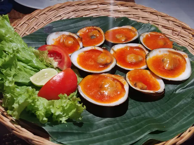 Bawang Merah Beachfront Restaurant, Jimbaran Bay Seafood