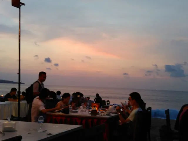 Beach Bali Cafe