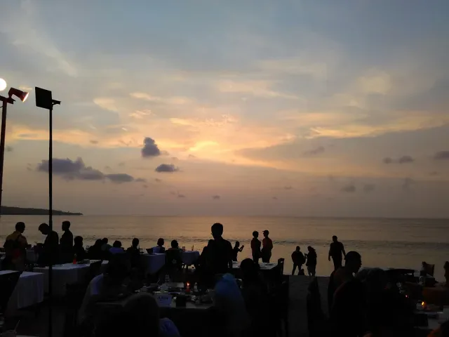 Beach Bali Cafe
