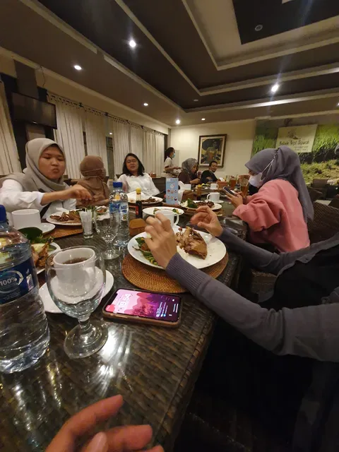 Bebek Tepi Sawah