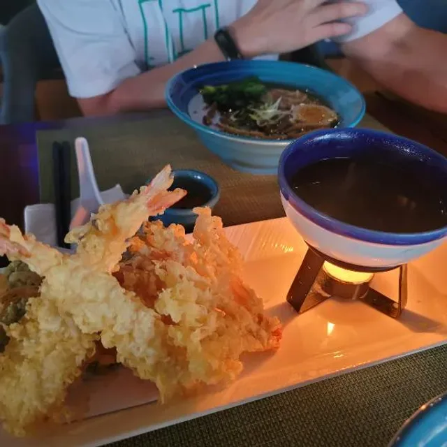 Bluefin Japanese Fusion & Lounge