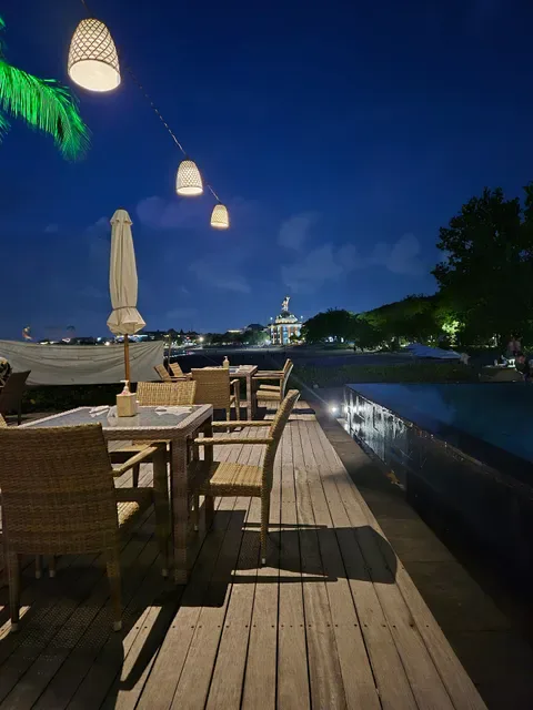 Boardwalk Restaurant Bali