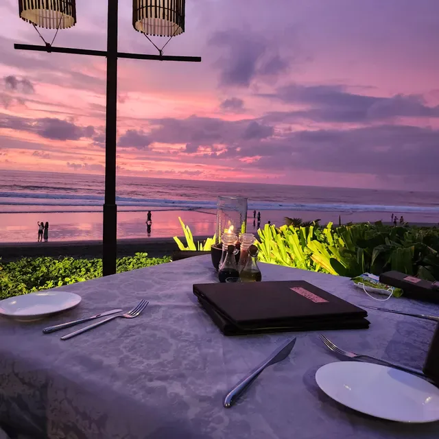 Breeze at The Samaya Seminyak