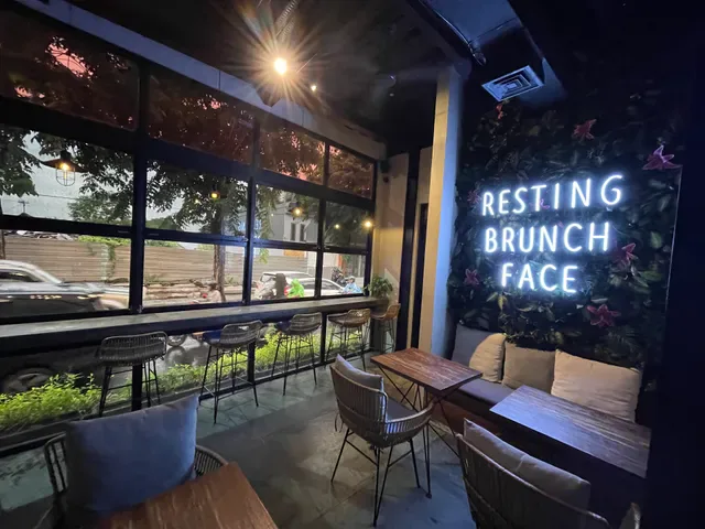 Brunch Club Legian
