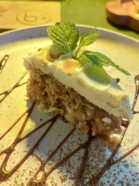 b+ Café & Restaurant Kuta