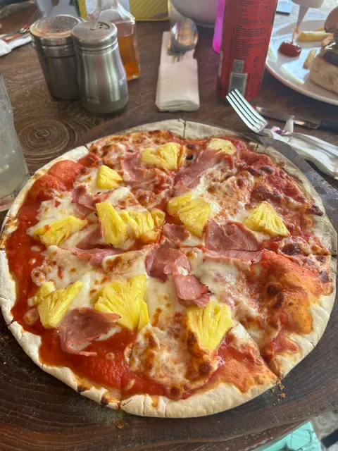 Burger Buzz Pizza Pasta