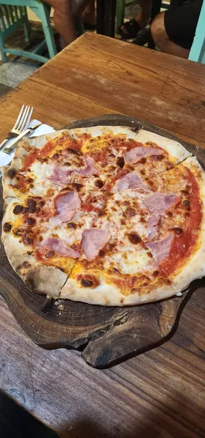 Burger Buzz Pizza Pasta