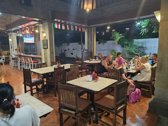 Cafe Tree House