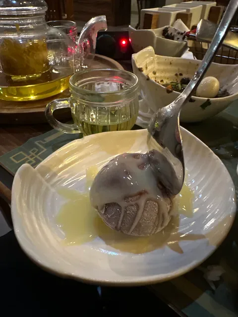 Liuyishou Chongqing Hotpot Sunset Road & BBQAH刘一手重庆火锅&烤肉啊烧烤