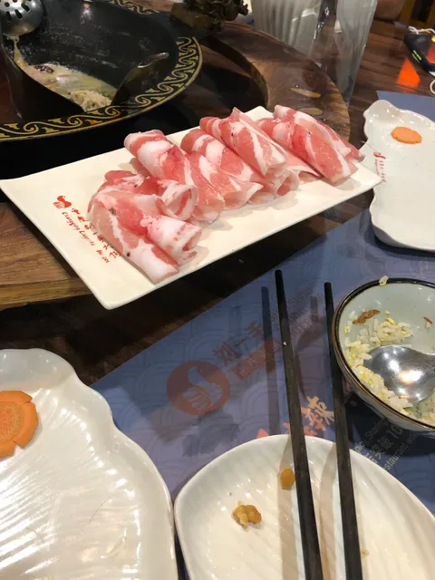 Liuyishou Chongqing Hotpot Sunset Road & BBQAH刘一手重庆火锅&烤肉啊烧烤