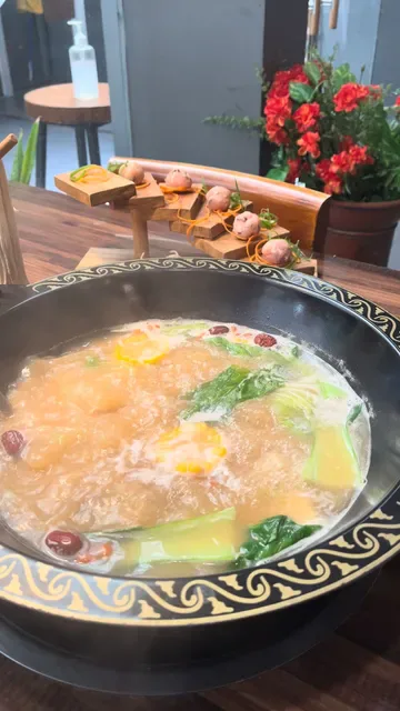 Liuyishou Chongqing Hotpot Sunset Road & BBQAH刘一手重庆火锅&烤肉啊烧烤