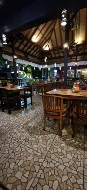 Corner Bar Restaurant