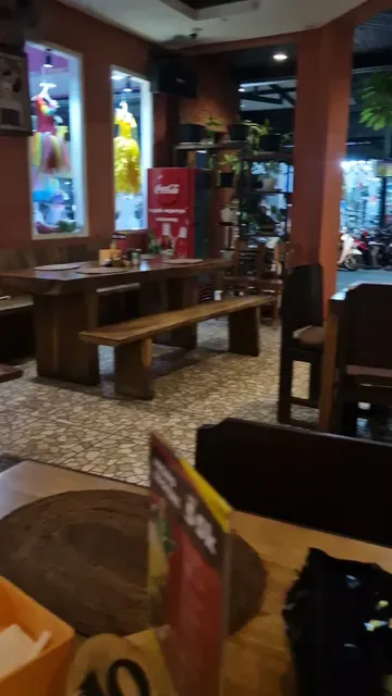 Corner Bar Restaurant