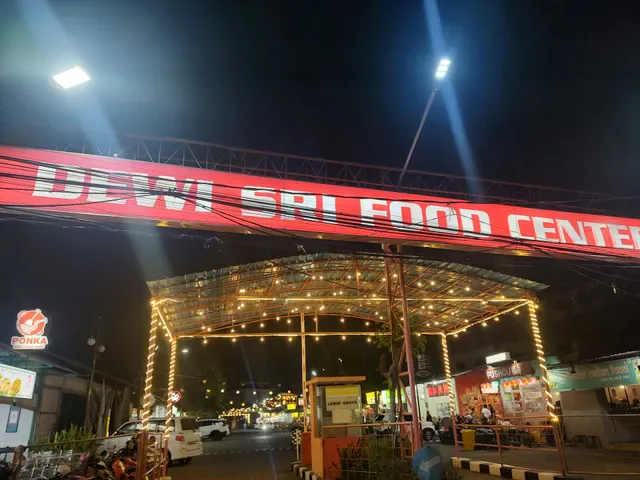 Dewi Sri Food Center