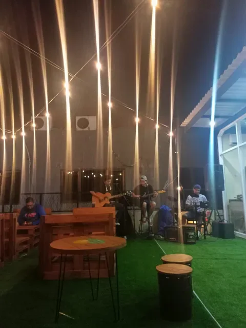 DHAM! Kitchen & Bar (Cafe)