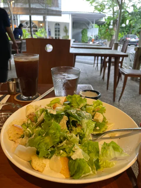 Dijon Bali - Café & Catering