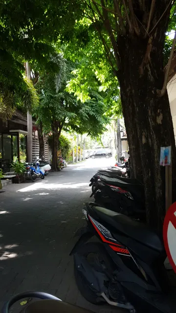 Dijon Bali - Café & Catering