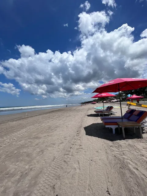 D'Joglo Beach Cafe