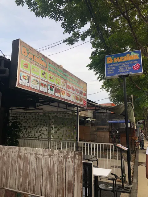 D'Medina Bistro