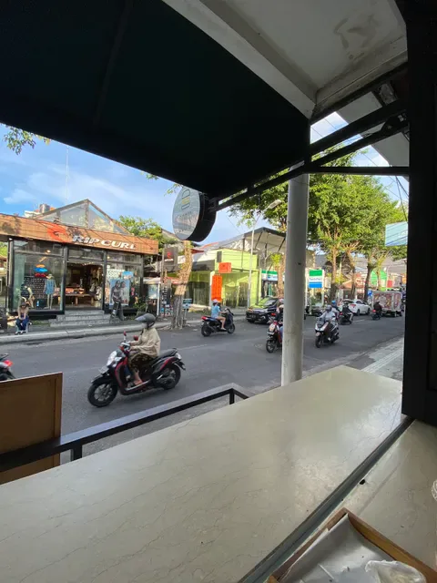 Dod's Burger x MeatCraft Seminyak