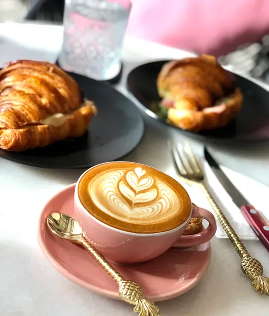Doppio Cafe Pink