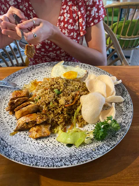 Dua Sisi Kitchen & Bar