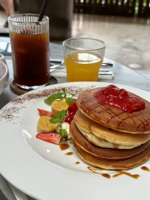 Dua Sisi Kitchen & Bar