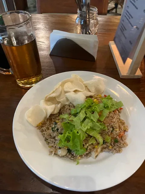 Dulang Kafe Kuta Square