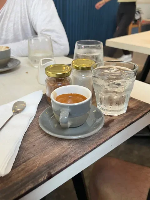 EDGY CHEF CAFE & DINER