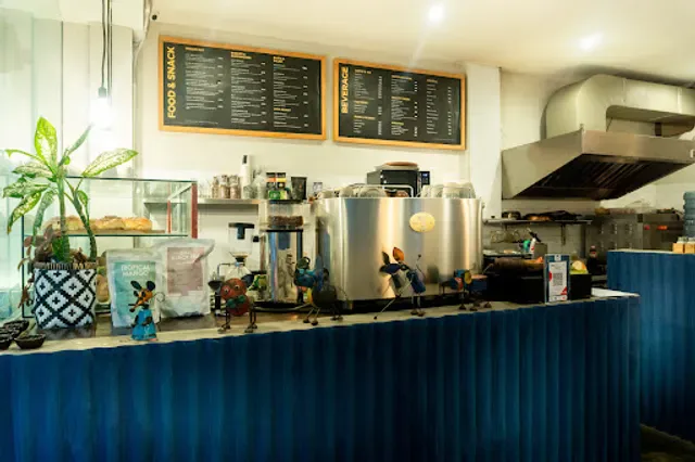 EDGY CHEF CAFE & DINER