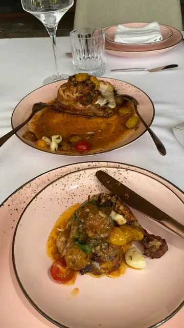 El Jardin Steakhouse by Andrea Peresthu