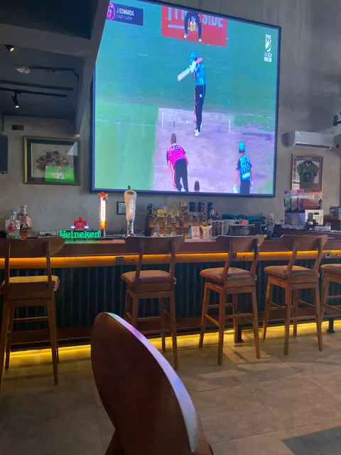 Fox & Rabbit Sports Bar and Restaurant