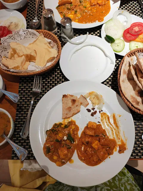 Ganesha Ek Sanskriti Sunset Road - Traditional Indian Cuisine & Bar