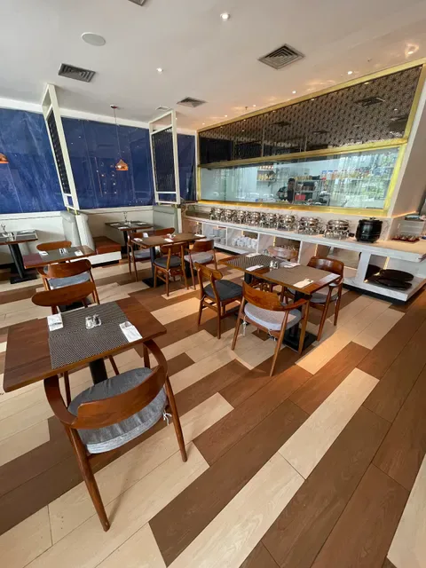 Ganesha Ek Sanskriti Sunset Road - Traditional Indian Cuisine & Bar