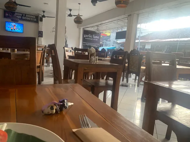 Garlic Lane Restaurant and Bar