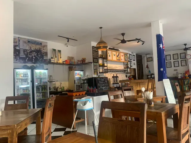Garlic Lane Restaurant and Bar
