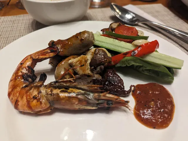 Groove Restaurant & Bar