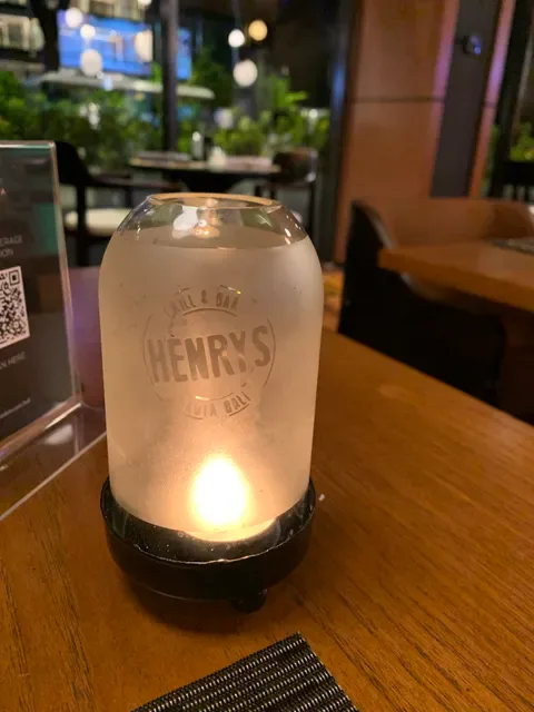 HENRY'S Steakhouse