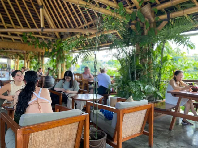 HUT Cafe Bali