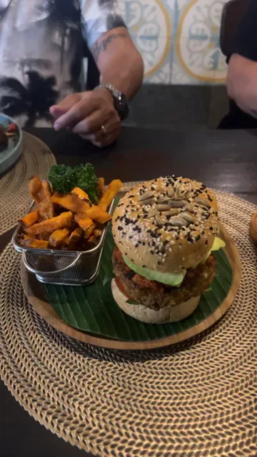 ITUITU Legian Bali