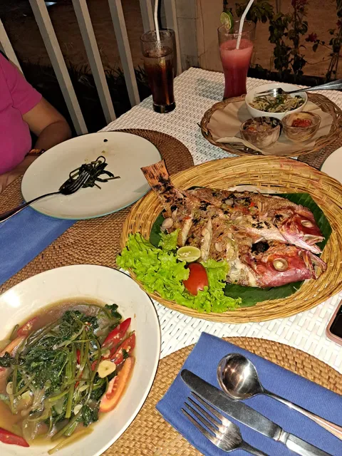 Jaansan Beach House | Restaurant, Bar & Lounge at Kelan Beach
