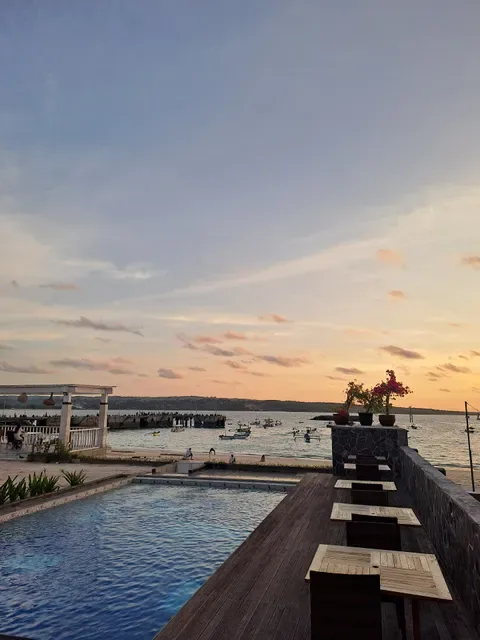 Jaansan Beach House | Restaurant, Bar & Lounge at Kelan Beach
