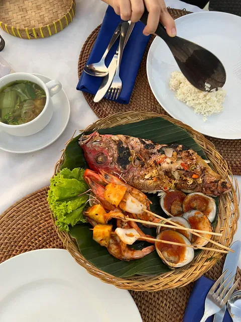 Jaansan Beach House | Restaurant, Bar & Lounge at Kelan Beach