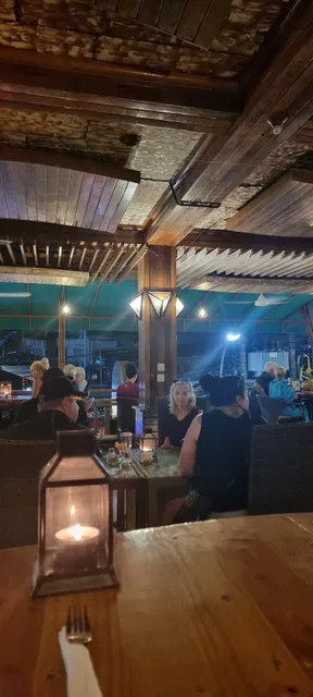 La Monde Restaurant