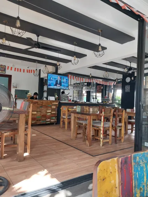 LEGIAN CORNER