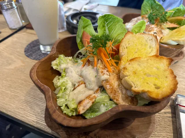 LEGIAN CORNER