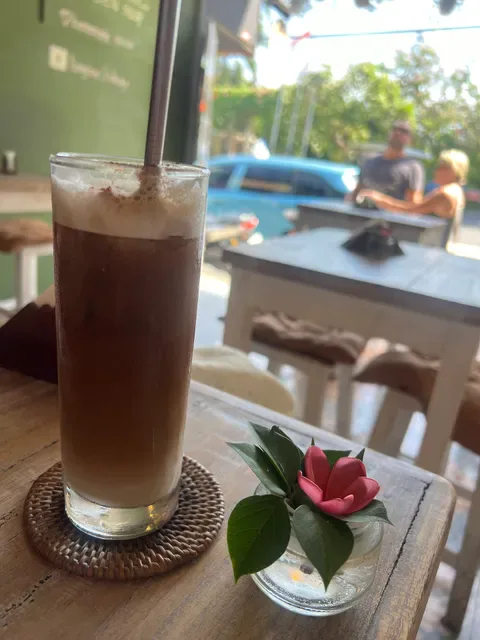 Living Tree Bali Cafe